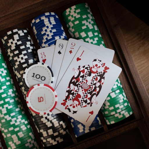 Why Personalized Poker Chips Make the Perfect Gift