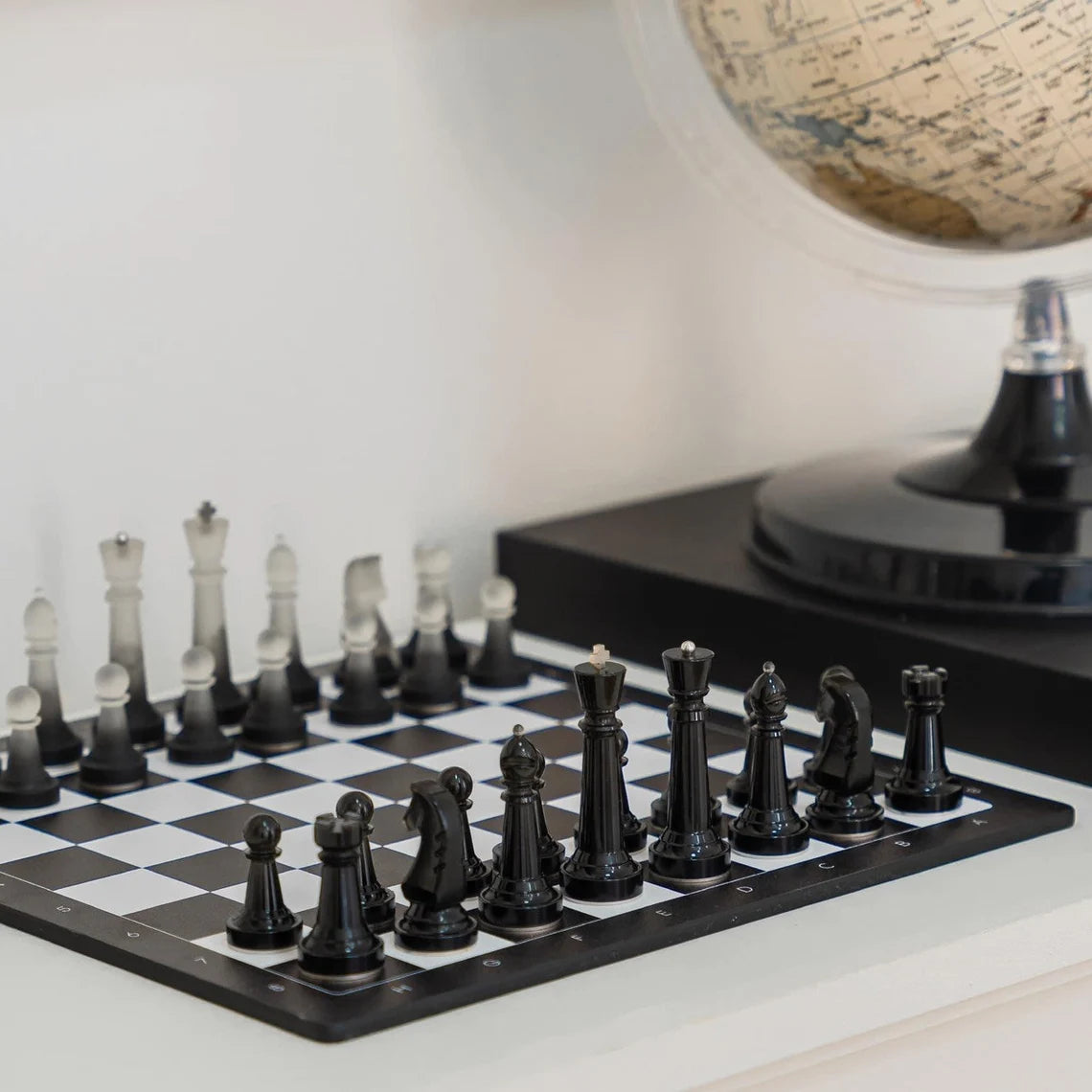 Monochrome Chess Set