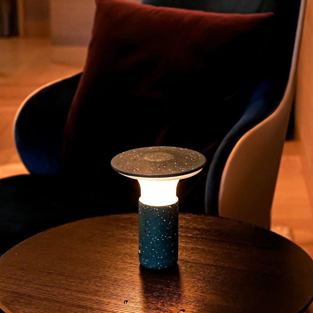 Skytree Portable Lamp