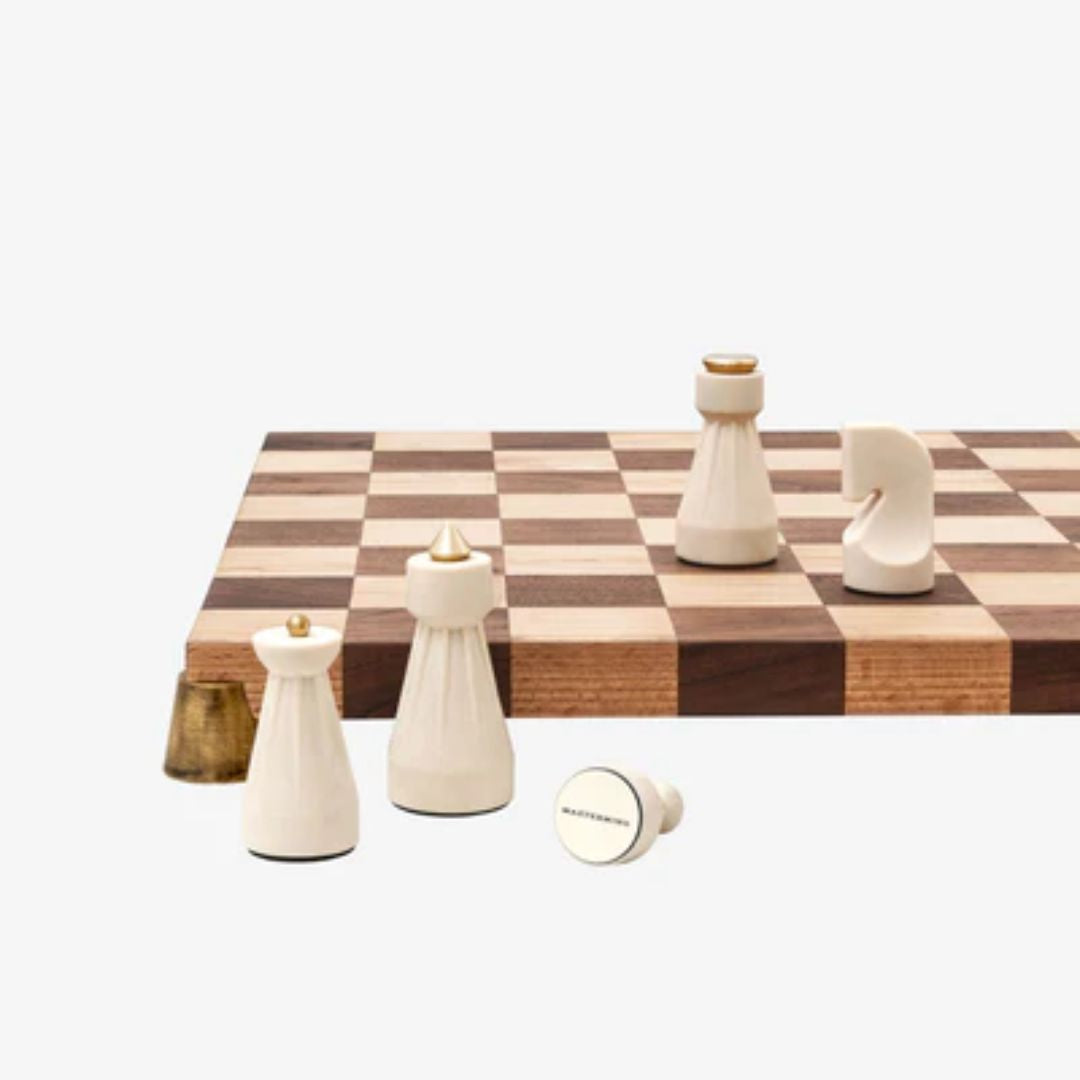 The Regal Chess Set