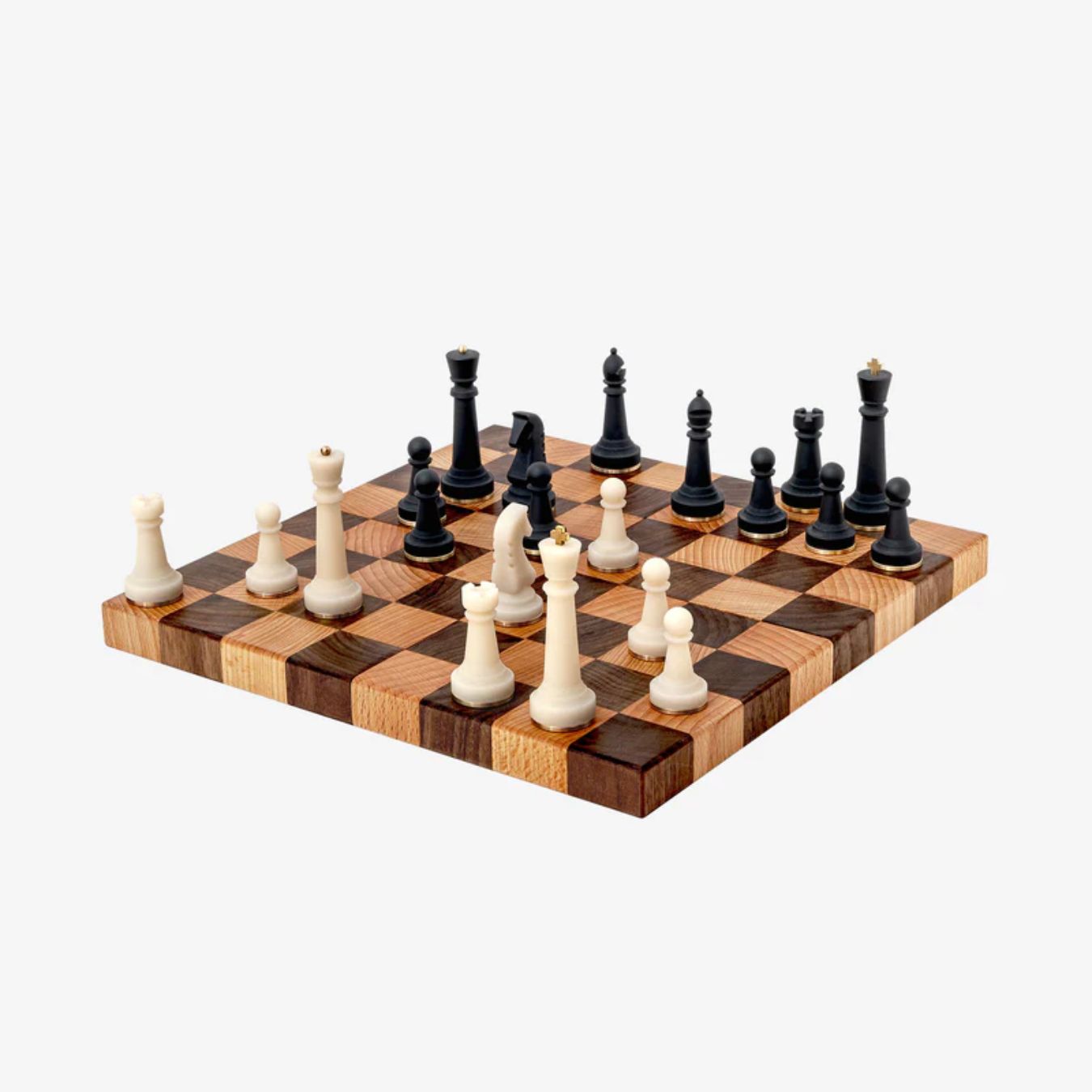 Nomad_The Portable Chess Set