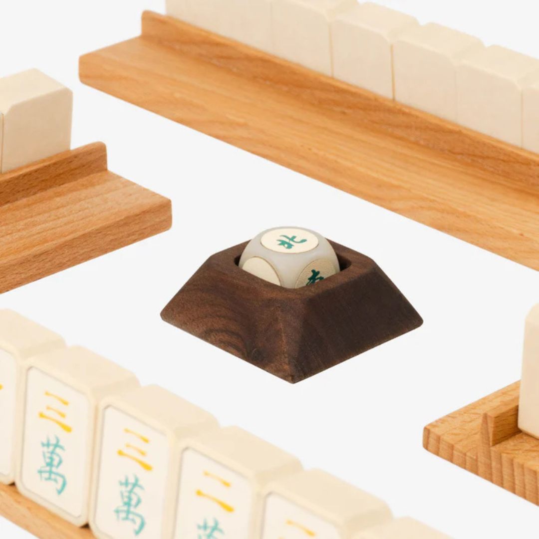 Majestic Mahjong Set